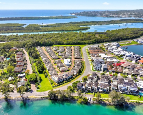 6 broadwater-gardens drone