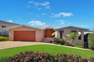 1 Home Staging Port Macquarie - 34 Ocean Ridge - designingdivas.com.au 