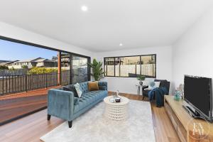 Home styling -  First National - 49 Brierley Avenue  