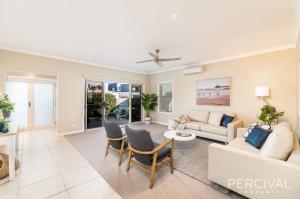 home staging port macquarie - 6 Portside - designingdivas.com.au