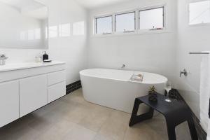 8 home styling - savcorp builders - Port Macquarie -  styled by Designing Divas 