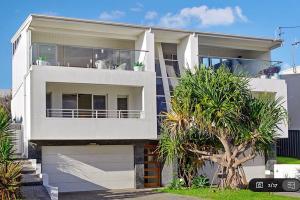 dd1 home styling Port Macquarie - davis crescent - designingdivas.com.au 