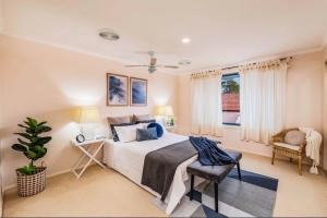 dd7 - newport island road -home staging Port Macquarie - designingdivas.com.au .jpeg